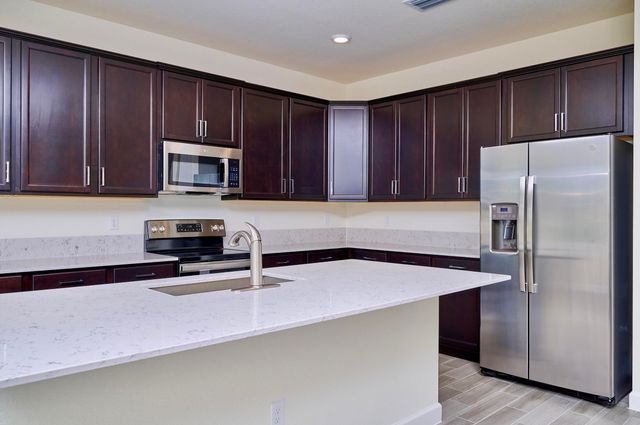 5940 Manzanita Way, Vero Beach, FL 32967