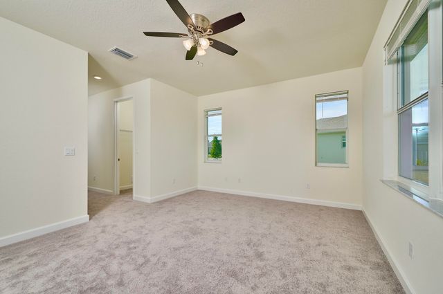 5940 Manzanita Way, Vero Beach, FL 32967