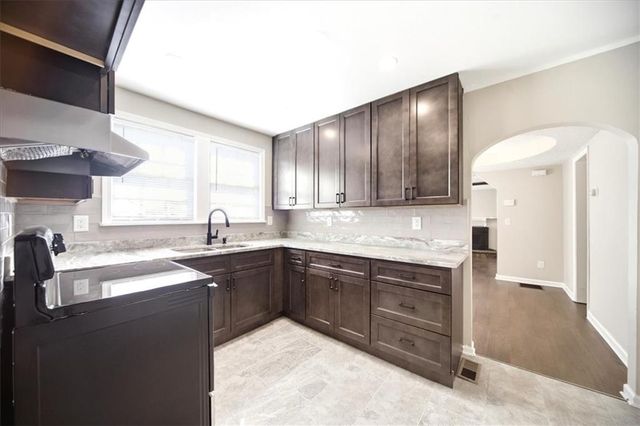 751 Skyview Drive NE, Marietta, GA 30060