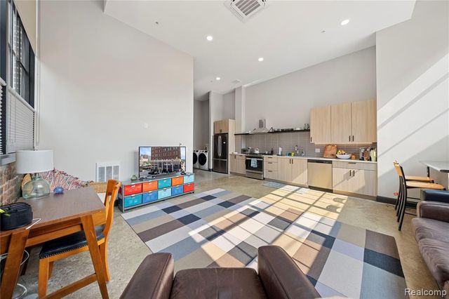 603 E Milwaukee Street 106, Detroit, MI 48202