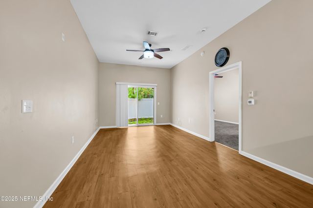 7920 MERRILL Road 1004, Jacksonville, FL 32277