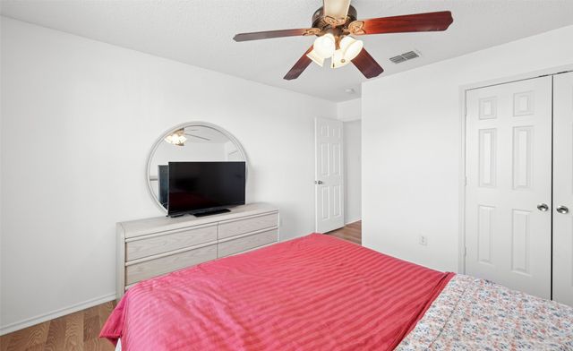 1516 Windy Meadows Drive, Burleson, TX 76028