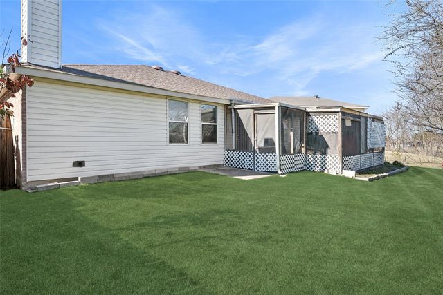 1516 Windy Meadows Drive, Burleson, TX 76028