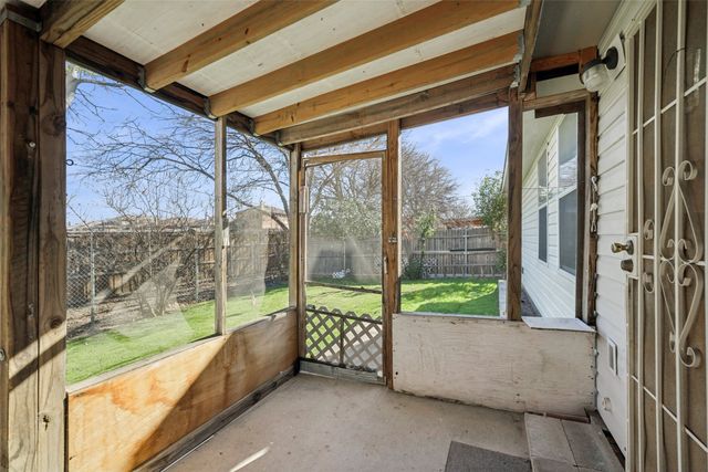 1516 Windy Meadows Drive, Burleson, TX 76028