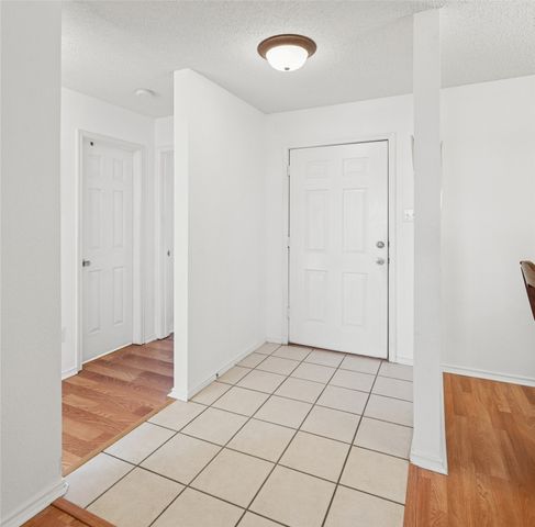 1516 Windy Meadows Drive, Burleson, TX 76028