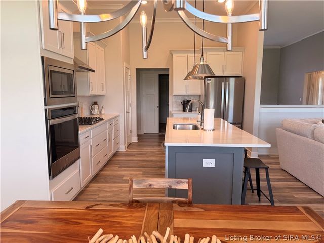 1861 Augusta Boulevard, Henryville, IN 47126