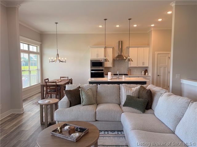 1861 Augusta Boulevard, Henryville, IN 47126