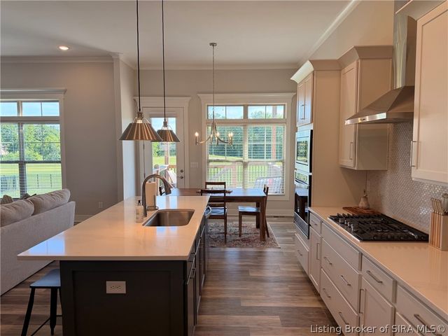 1861 Augusta Boulevard, Henryville, IN 47126