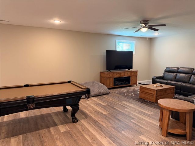 1861 Augusta Boulevard, Henryville, IN 47126