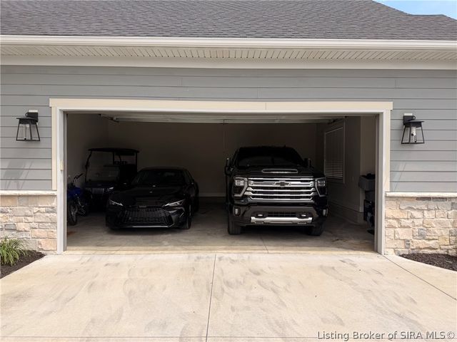 1861 Augusta Boulevard, Henryville, IN 47126