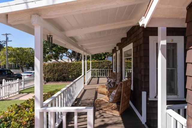 1138 Virginia Way, La Jolla, CA 92037