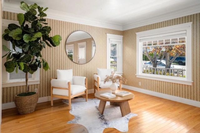 1138 Virginia Way, La Jolla, CA 92037