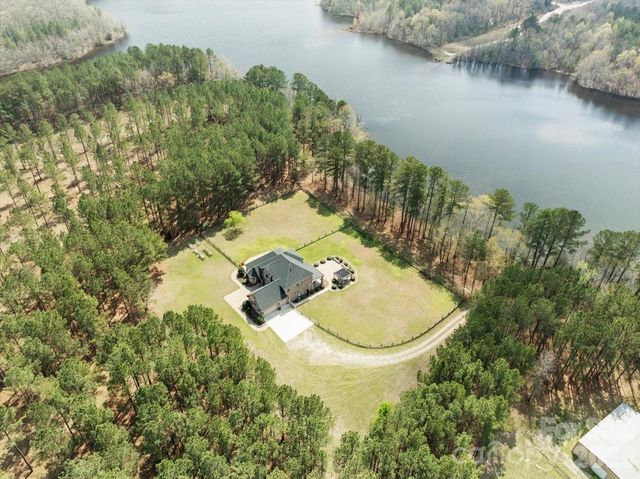 962 Miller Road, Jefferson, SC 29718