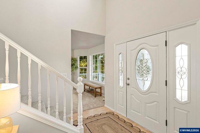 224 SW 4th St, Troutdale, OR 97060