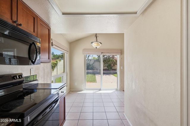 19037 N 6th Street, Phoenix, AZ 85024