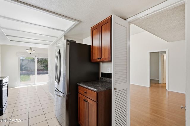 19037 N 6th Street, Phoenix, AZ 85024