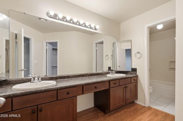 19037 N 6th Street, Phoenix, AZ 85024