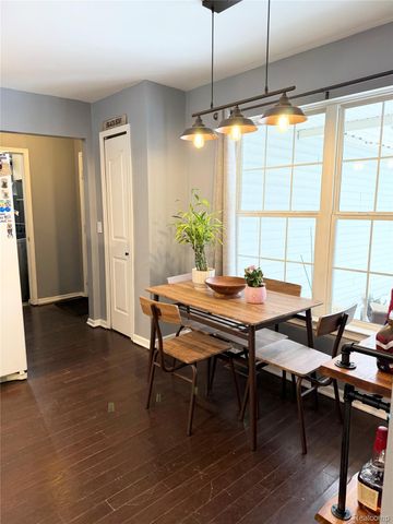 8645 Country Club Drive, Hamburg Township, MI 48169