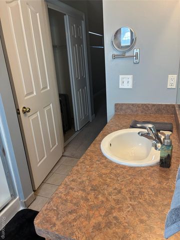 8645 Country Club Drive, Hamburg Township, MI 48169