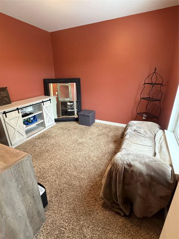 8645 Country Club Drive, Hamburg Township, MI 48169