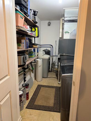 8645 Country Club Drive, Hamburg Township, MI 48169