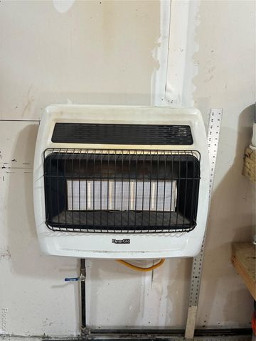 8645 Country Club Drive, Hamburg Township, MI 48169