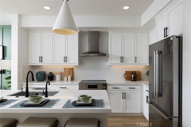 318 E William Way, La Habra, CA 90631