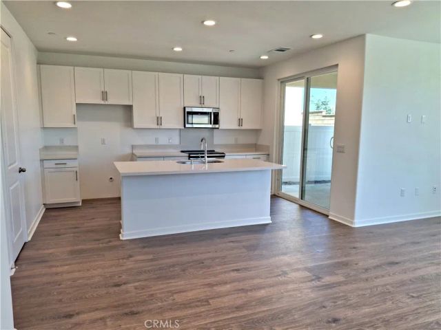 31367 TRAPPERS Loop, Winchester, CA 92596