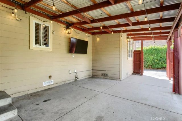 7309 Tampa, Reseda, CA 91335