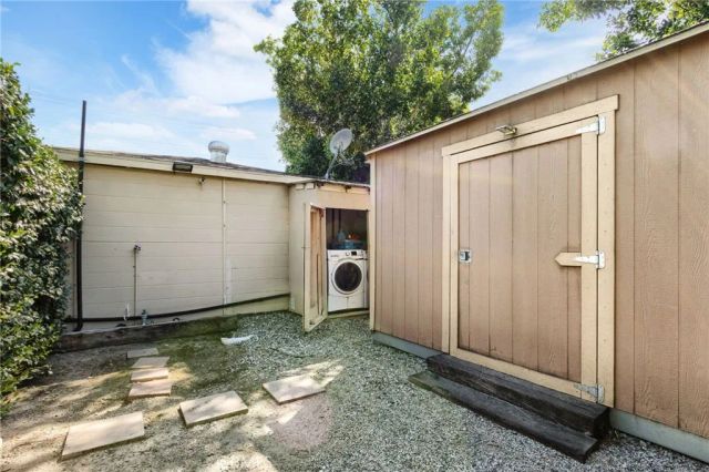 7309 Tampa, Reseda, CA 91335