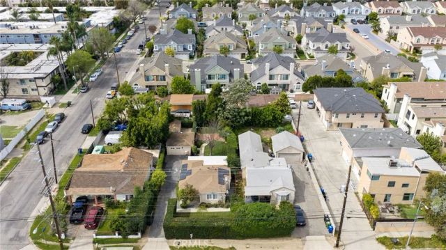 7309 Tampa, Reseda, CA 91335