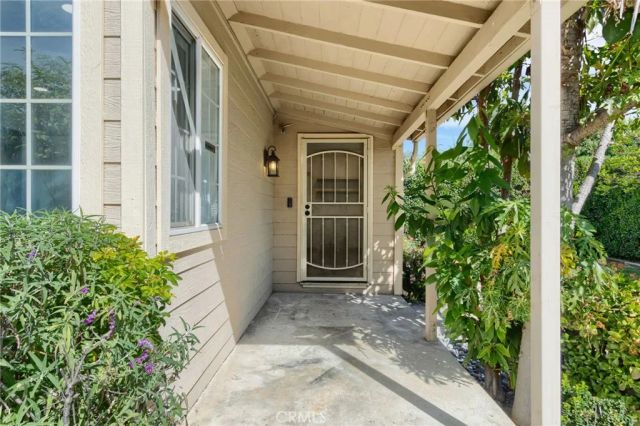 7309 Tampa, Reseda, CA 91335