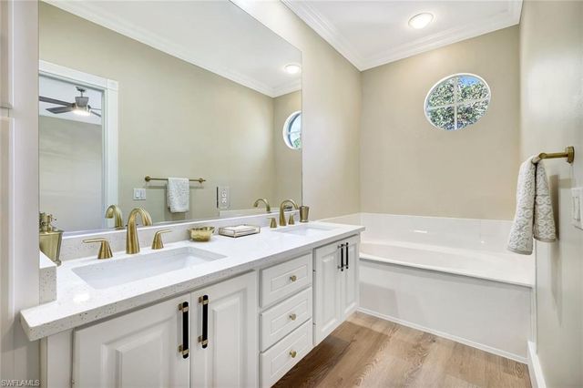 6210 Towncenter CIR, Naples, FL 34119