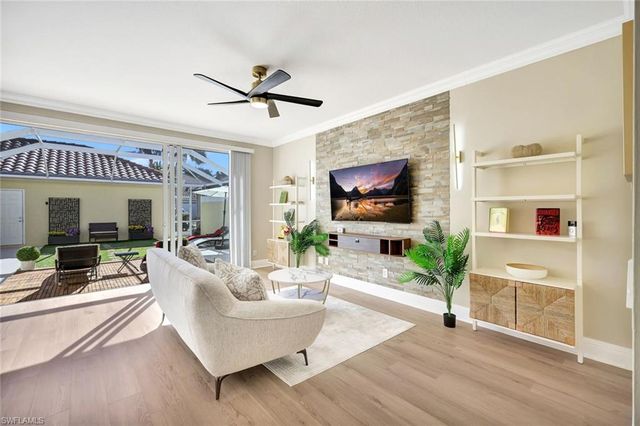 6210 Towncenter CIR, Naples, FL 34119