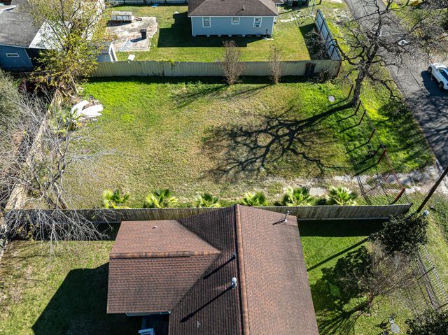 206 Oddo Street, Houston, TX 77022