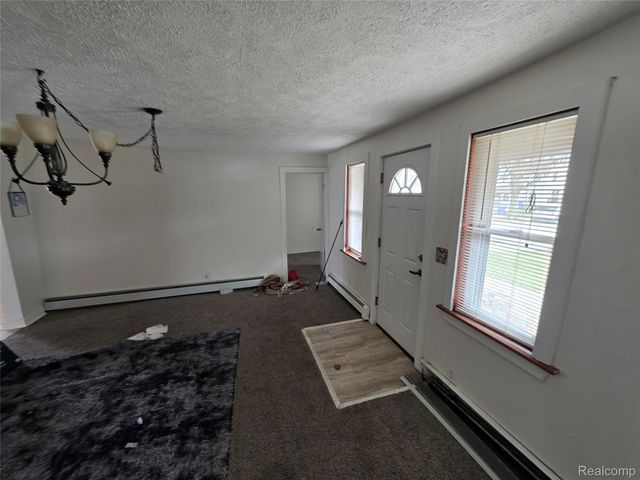 109 2nd Street, Holly Township, MI 48442