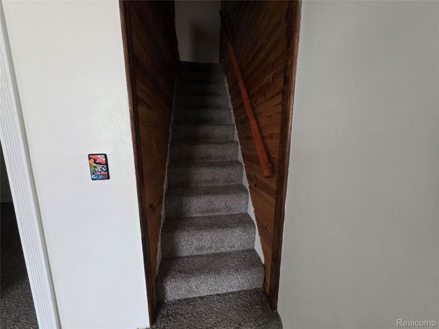 109 2nd Street, Holly Township, MI 48442