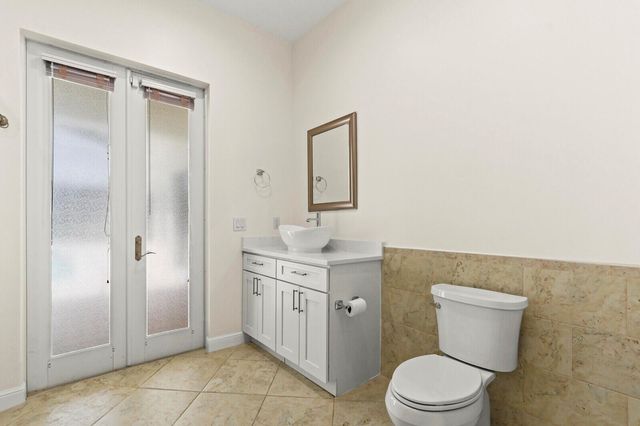 8280 Woodsmuir Drive, Palm Beach Gardens, FL 33412