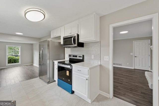 3753 Eli Drive, Snellville, GA 30039