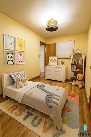 925 N Harth Ave Avenue, Madison, SD 57042