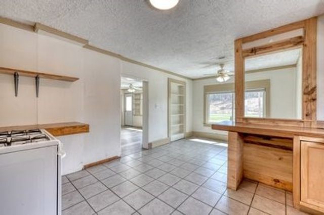 5380 W Us Highway 64, Murphy, NC 28906