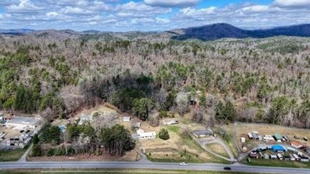 5380 W Us Highway 64, Murphy, NC 28906