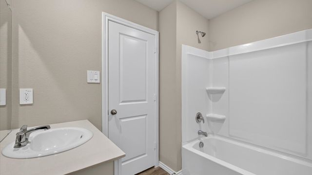 10217 CHERRYTREE Lane, Fort Worth, TX 76140