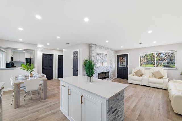 614 Greenbrook Lane, Grand Prairie, TX 75052