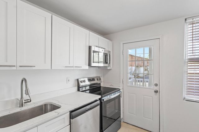 804 UNETTA AVE, Baltimore, MD 21229