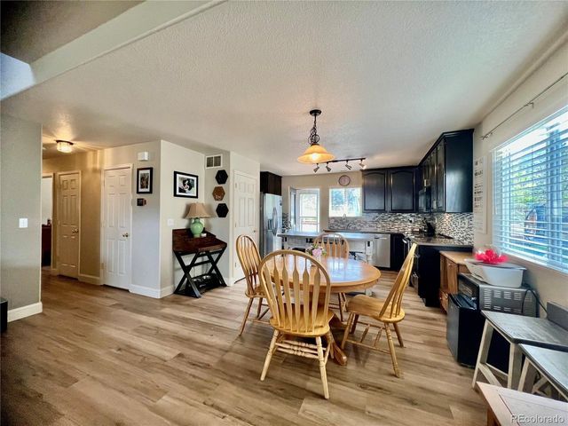 9744 Fox Den Dr, Littleton, CO 80125