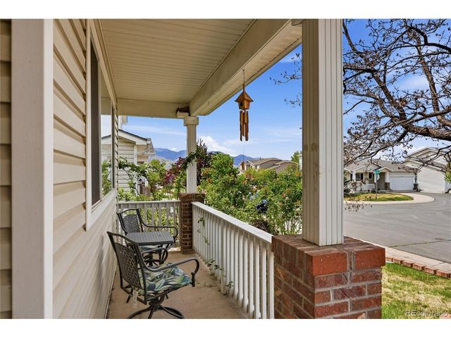 9744 Fox Den Dr, Littleton, CO 80125