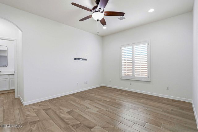 13106 Kington Avenue, El Paso, TX 79928