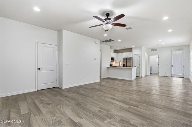 13106 Kington Avenue, El Paso, TX 79928