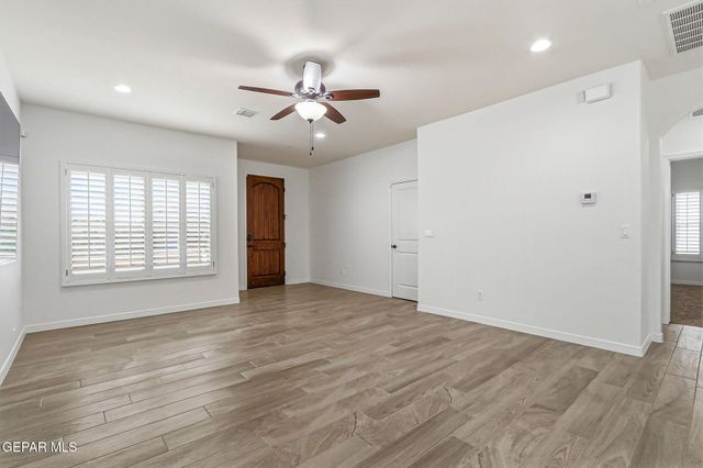 13106 Kington Avenue, El Paso, TX 79928
